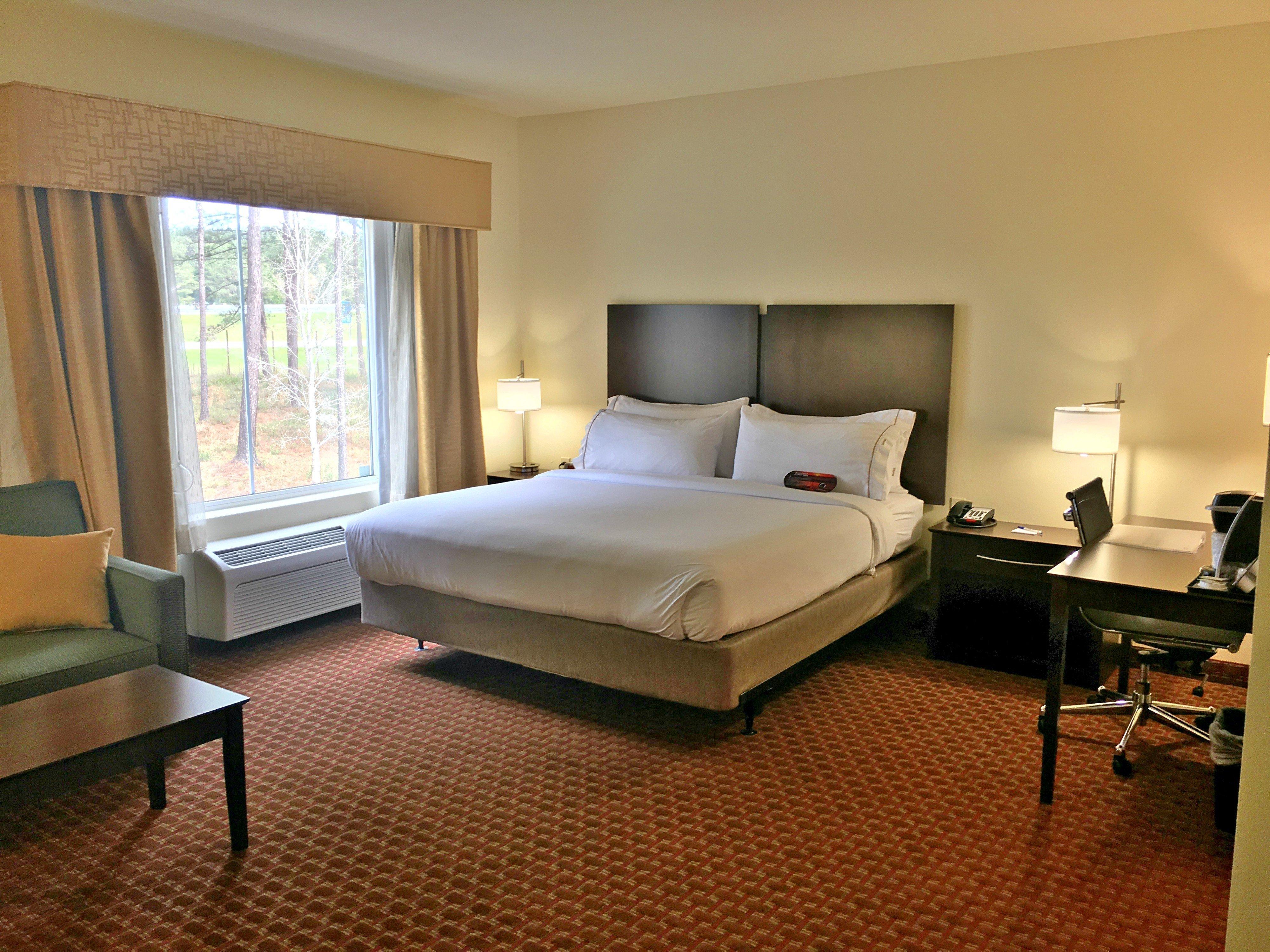 Holiday Inn Express Defuniak Springs By Ihg Exterior photo
